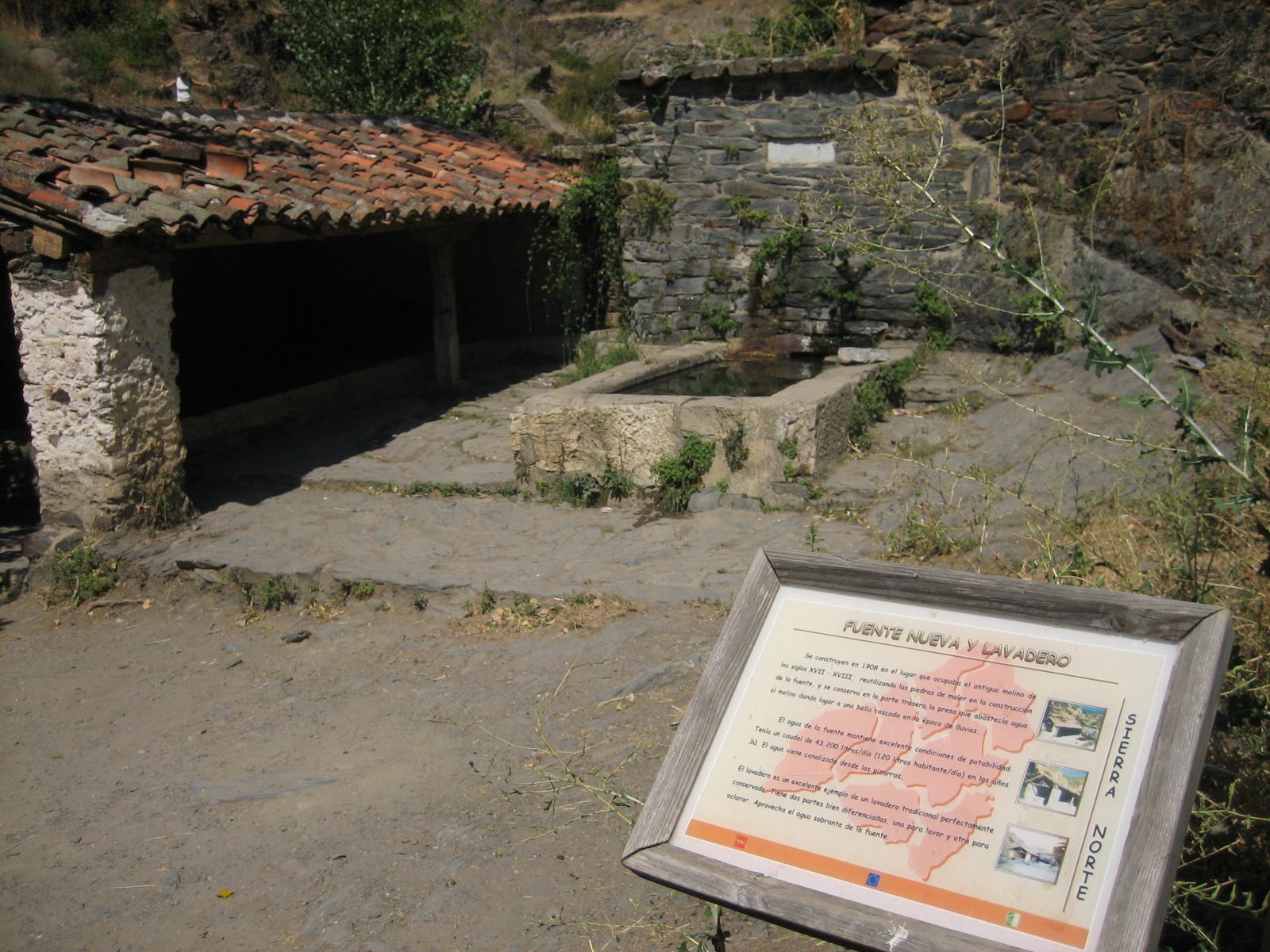 Lavaderos de piedra