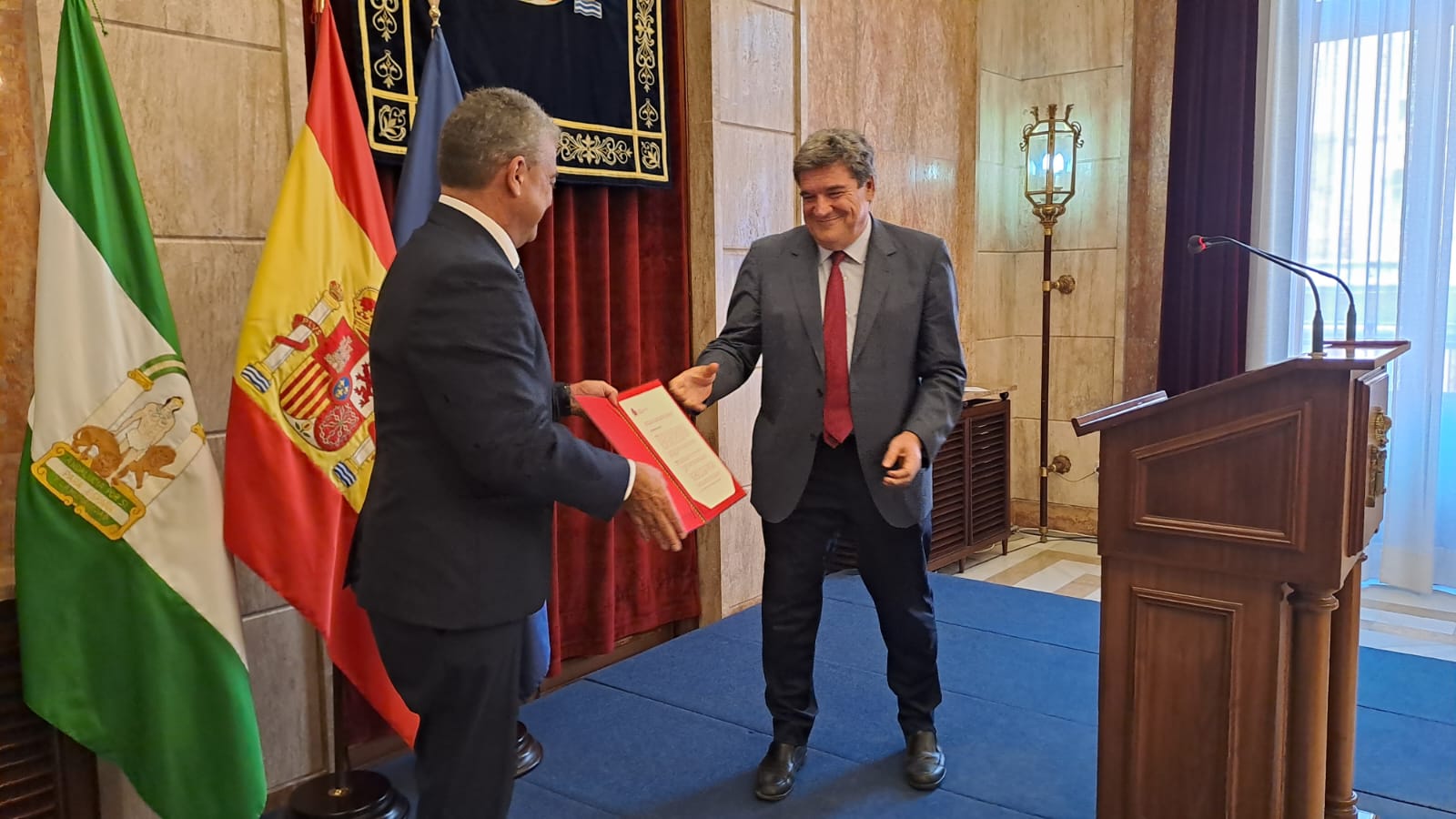 ministro de Inclusión