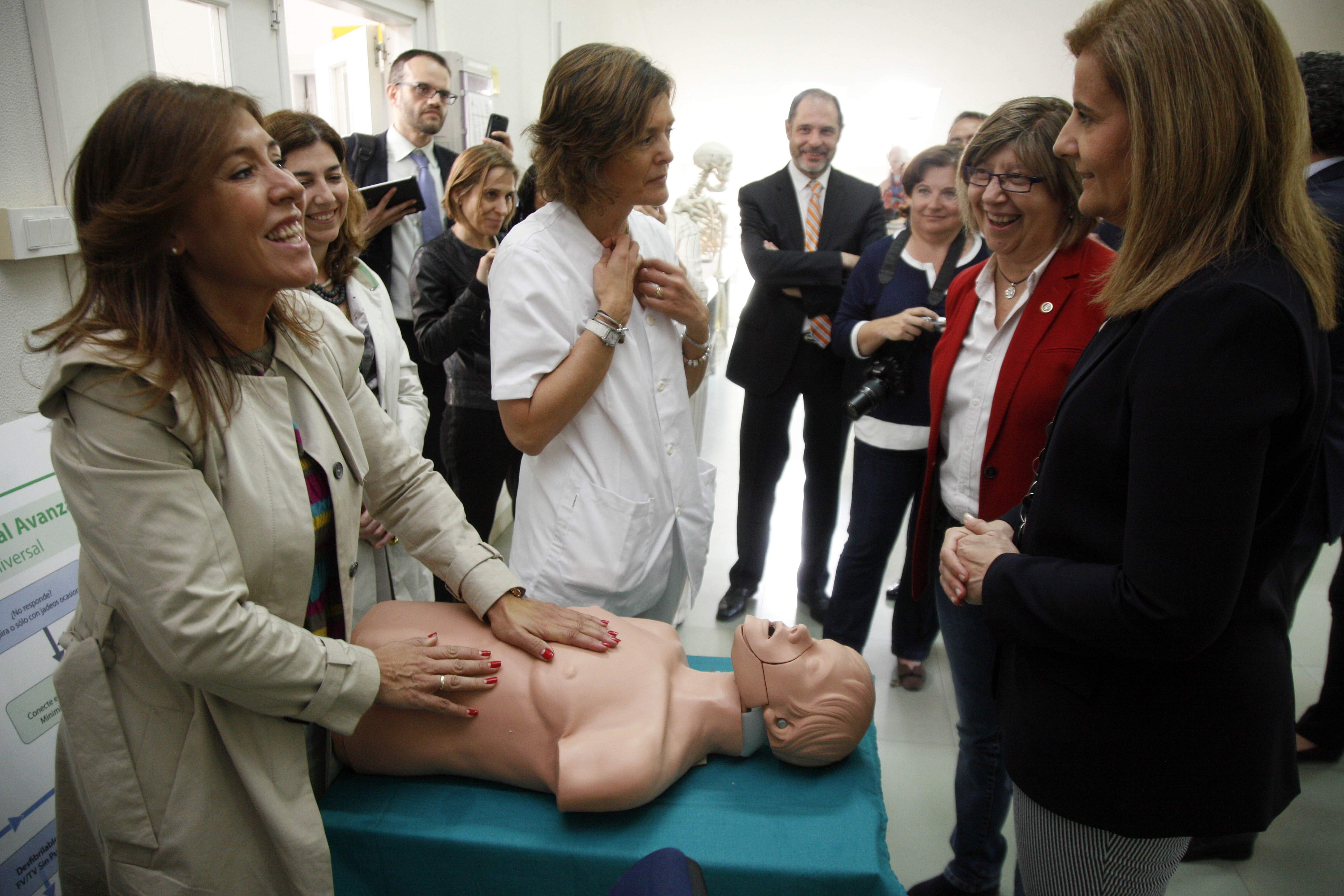 Fátima Báñez presenta las líneas básicas de la futura ley global que regulará la protección social d
