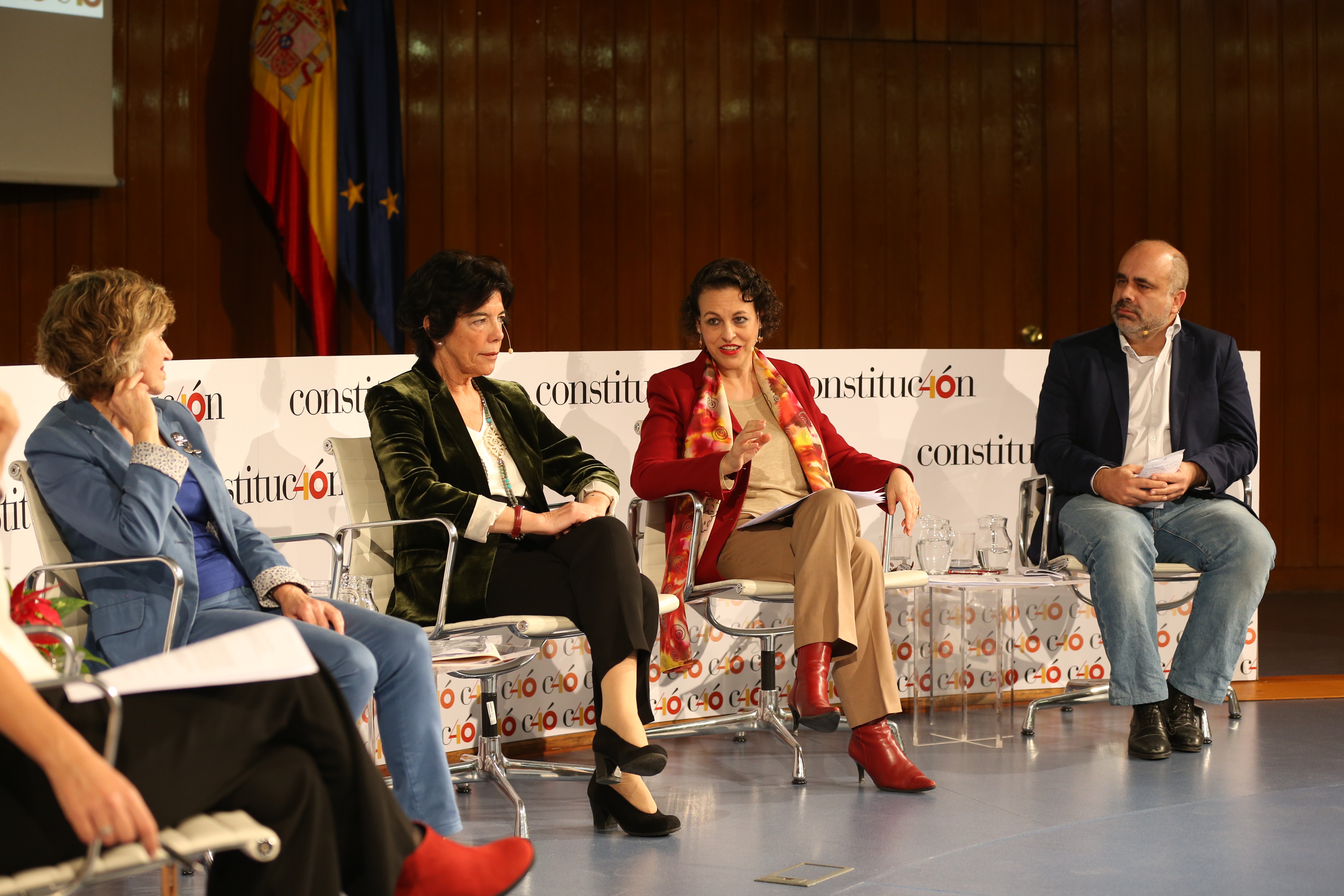 El Gobierno conmemora 40 años de Estado Social en España
