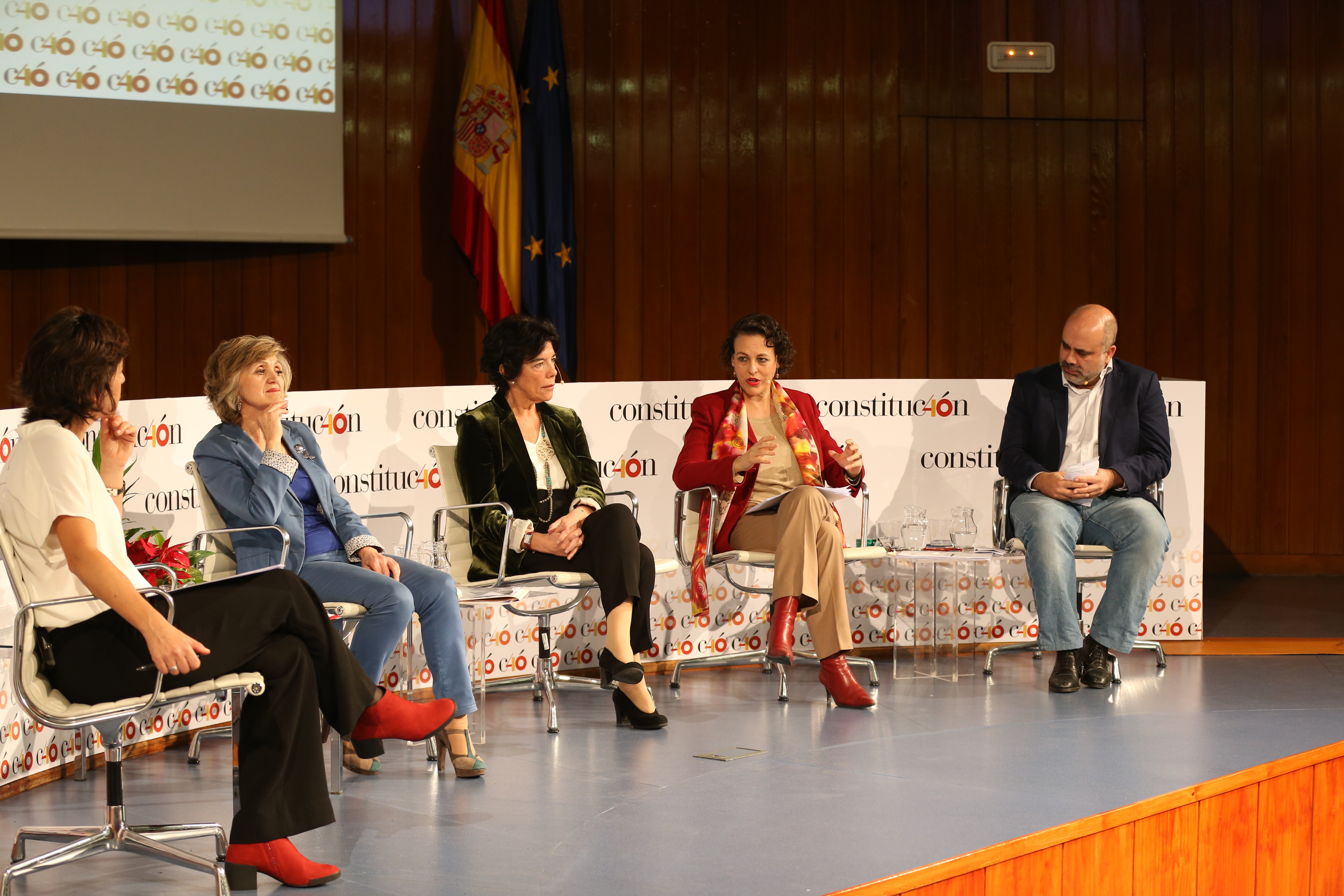El Gobierno conmemora 40 años de Estado Social en España