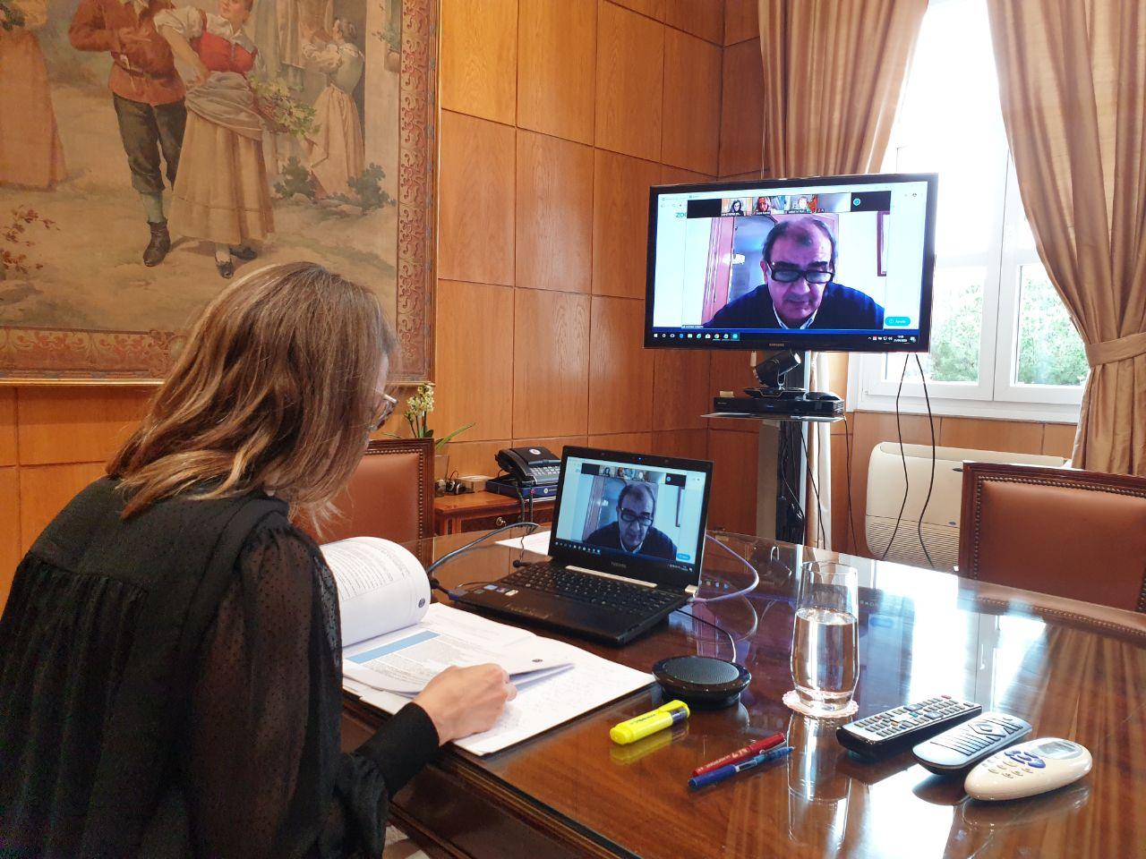 Reunión Ministra CEPES
